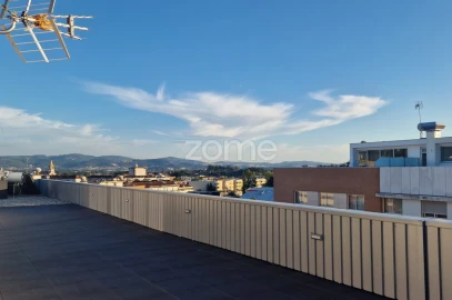 Apartamento T3 para Venda em Vila Verde e Barbudo