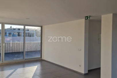 Apartamento T3 para Venda em Vila Verde e Barbudo