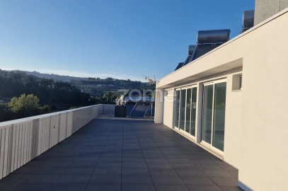 Apartamento T3 para Venda em Vila Verde e Barbudo