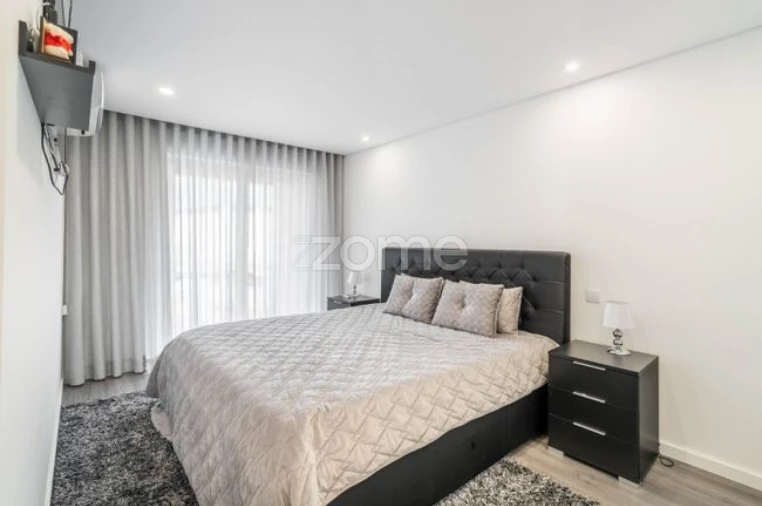 Apartamento T3 para Venda em Vila Verde e Barbudo Foto 11