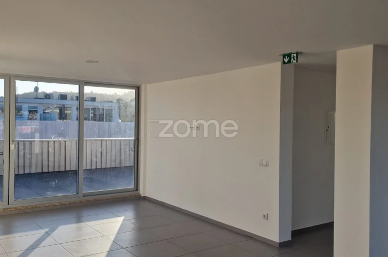 Apartamento T3 para Venda em Vila Verde e Barbudo Foto 21