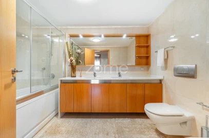 Apartamento T4 para Venda em São Vitor (Braga)