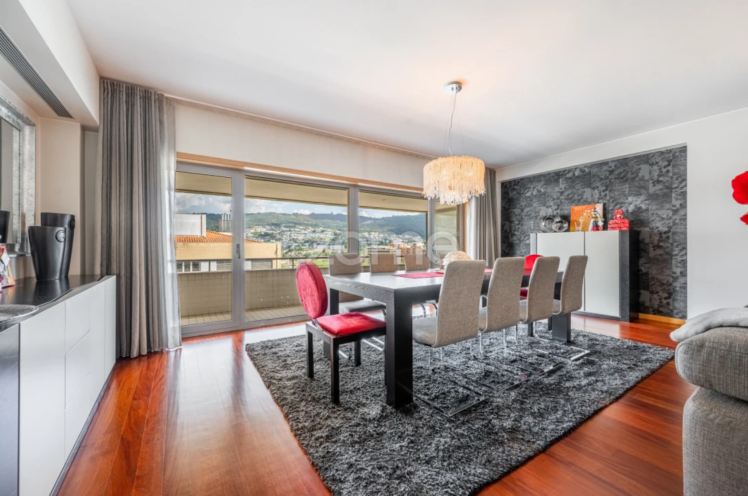 Apartamento T4 para Venda em São Vitor (Braga) Foto 1