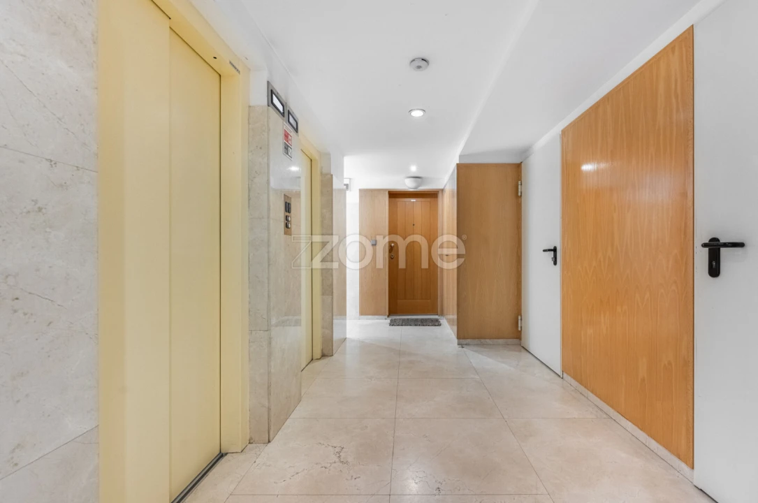 Apartamento T4 para Venda em São Vitor (Braga) Foto 23