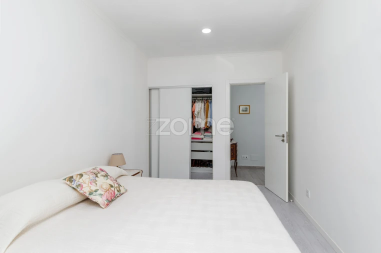 Apartamento T2 para Venda em Águas Livres Foto 4