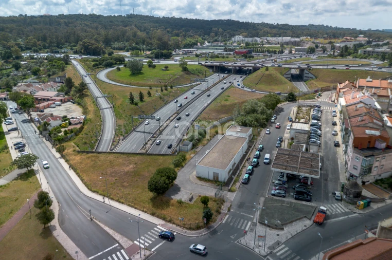 Apartamento T2 para Venda em Águas Livres Foto 27