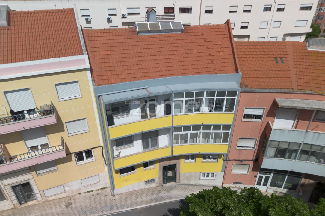 Apartamento T2 para Venda em Águas Livres Foto 28