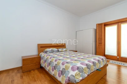 Moradia T5 para Venda em Cernache