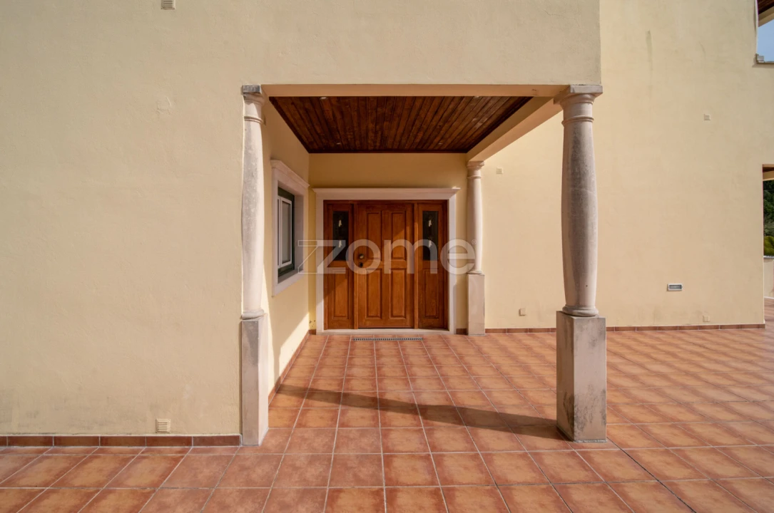 Moradia T5 para Venda em Cernache Foto 16