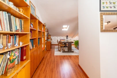 Apartamento T3 para Venda em Santo Antonio dos Olivais