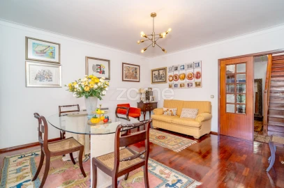 Apartamento T3 para Venda em Santo Antonio dos Olivais
