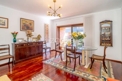 Apartamento T3 para Venda em Santo Antonio dos Olivais
