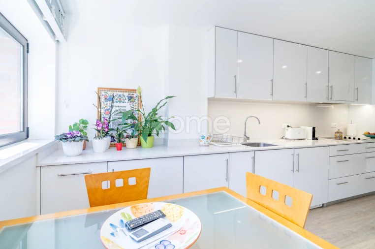 Apartamento T3 para Venda em Santo Antonio dos Olivais Foto 30