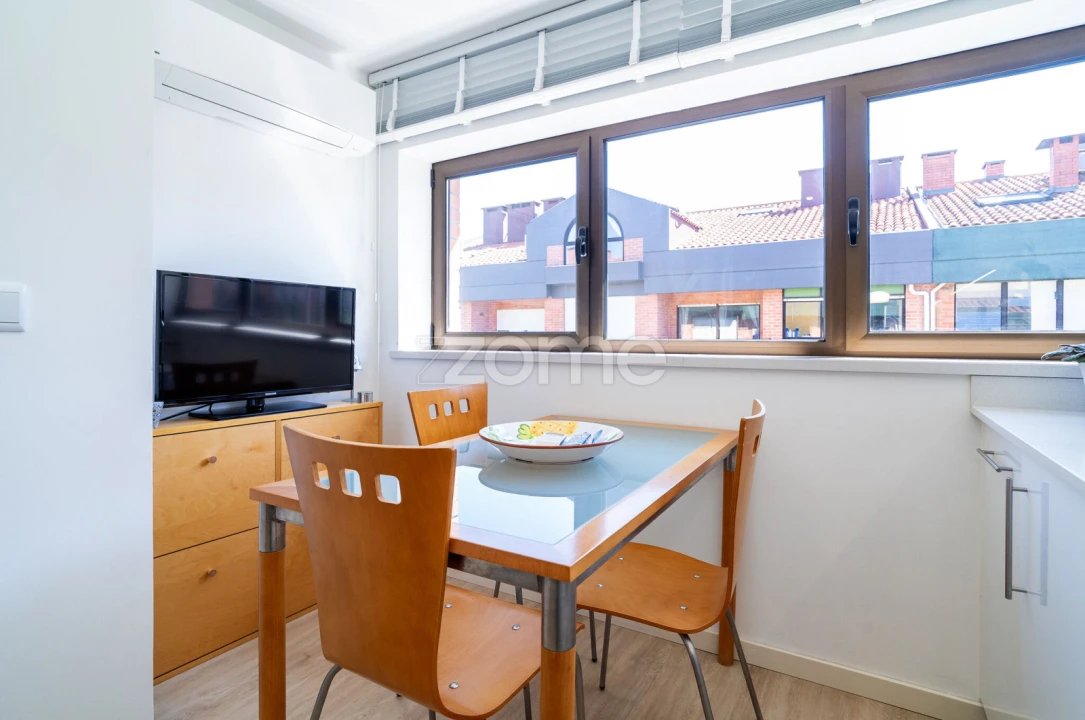 Apartamento T3 para Venda em Santo Antonio dos Olivais Foto 29