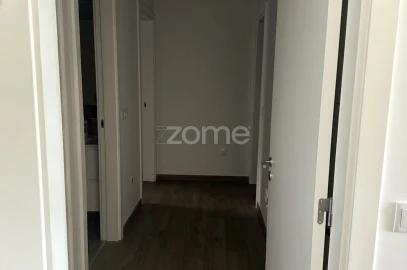 Apartamento T3 para Arrendamento em Loures