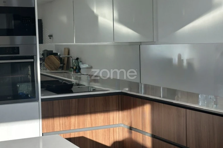 Apartamento T3 para Arrendamento em Loures Foto 6