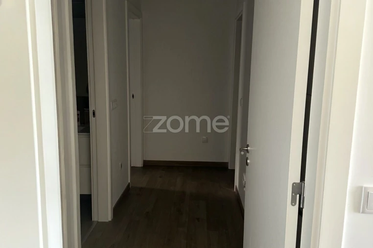 Apartamento T3 para Arrendamento em Loures Foto 19