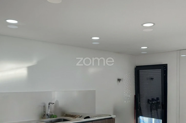 Apartamento T3 para Arrendamento em Loures Foto 8