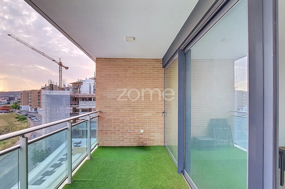 Apartamento T3 para Arrendamento em Loures Foto 23
