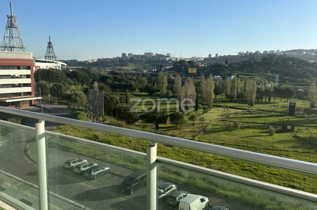 Apartamento T3 para Arrendamento em Loures Foto 12