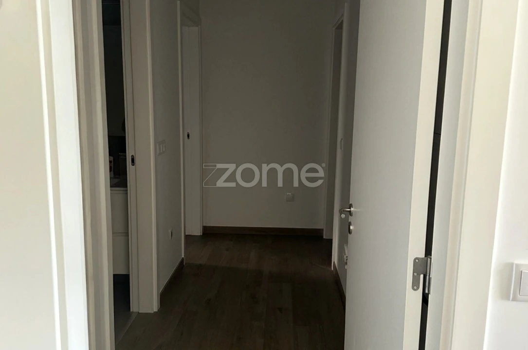 Apartamento T3 para Arrendamento em Loures Foto 19