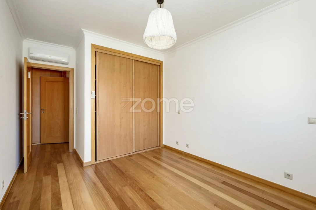 Apartamento T5 para Venda em Cascais e Estoril Foto 19