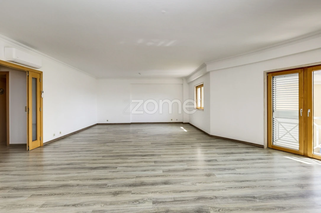 Apartamento T5 para Venda em Cascais e Estoril Foto 14