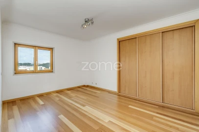 Apartamento T5 para Venda em Cascais e Estoril