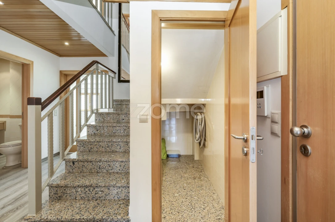 Apartamento T5 para Venda em Cascais e Estoril Foto 9
