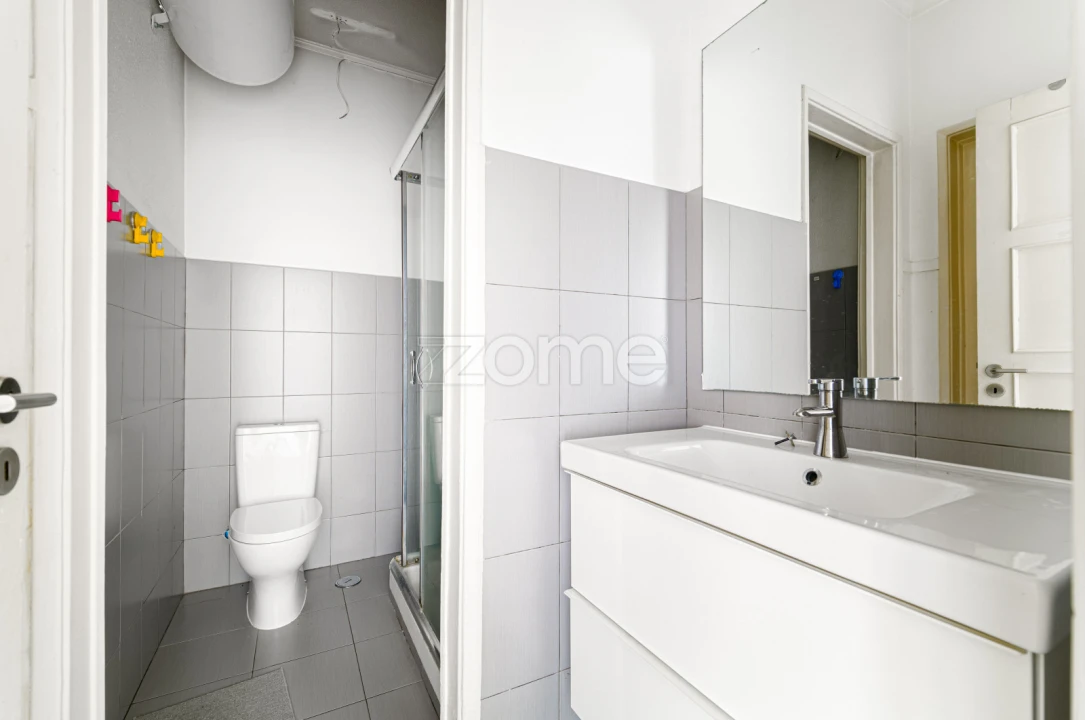 Apartamento T10 para Venda em Benfica Foto 25