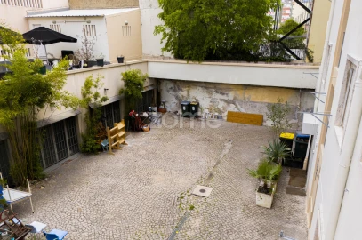 Apartamento T10 para Venda em Benfica