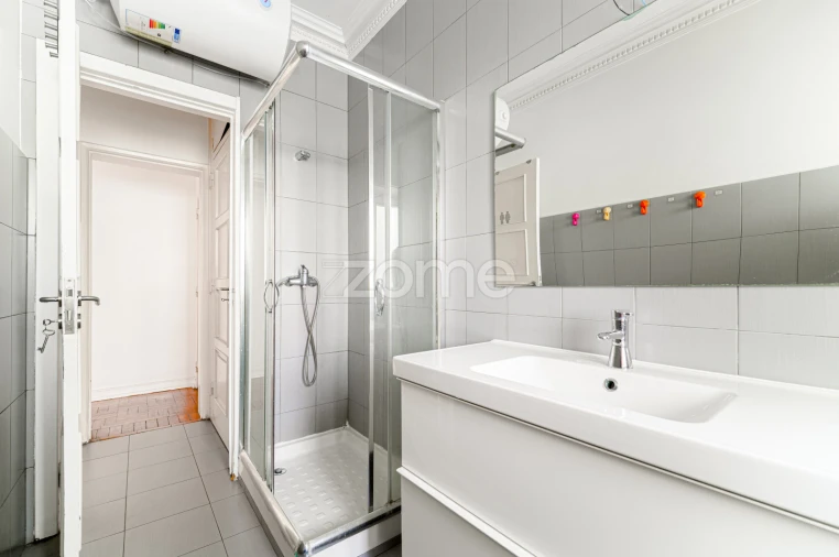 Apartamento T10 para Venda em Benfica Foto 16