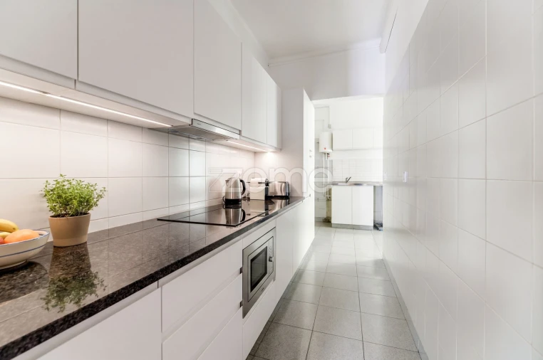 Apartamento T10 para Venda em Benfica Foto 30