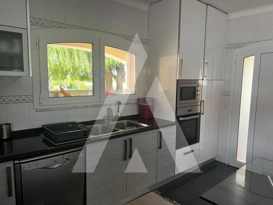 Moradia T4 para Venda em Oliveirinha Foto 17