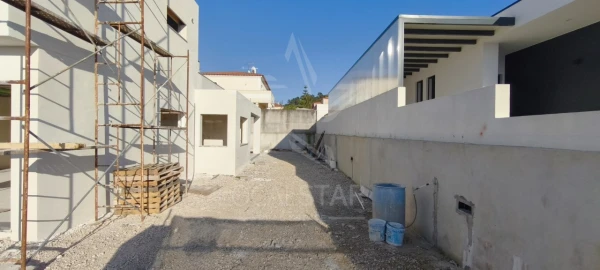 Moradia T5 para Venda em Tornada e Salir do Porto