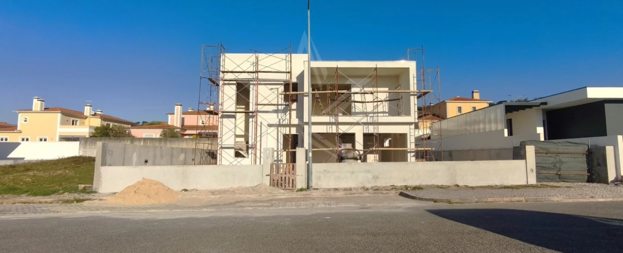 Moradia T5 para Venda em Tornada e Salir do Porto Foto 16