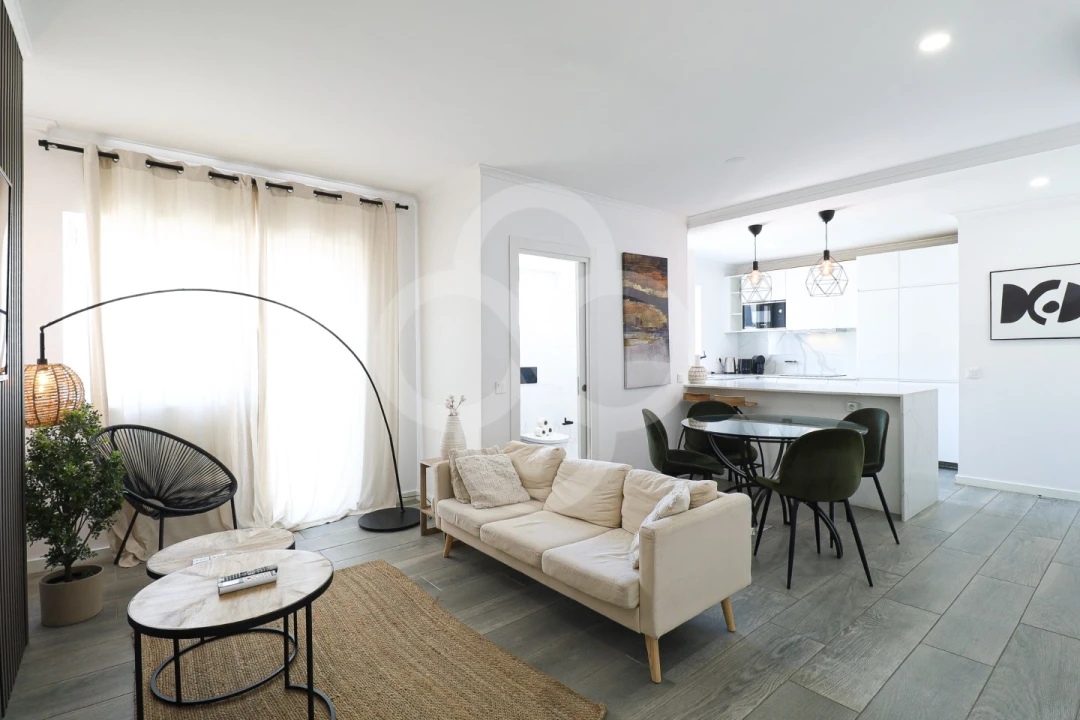 Apartamento T2 para Venda em Santo António Foto 1