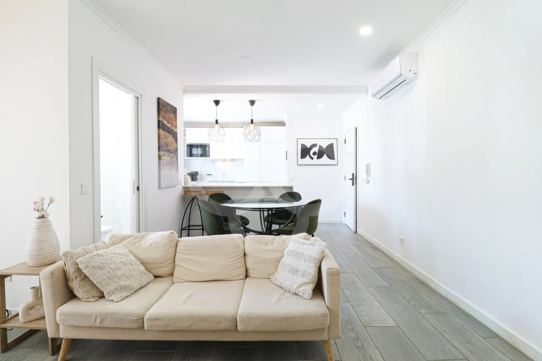 Apartamento T2 para Venda em Santo António Foto 5