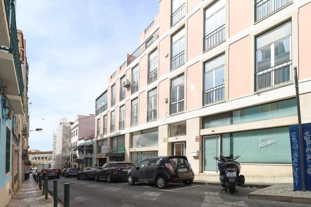 Apartamento T2 para Venda em Santo António Foto 30