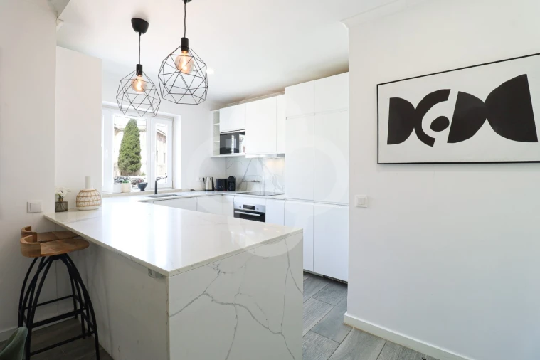 Apartamento T2 para Venda em Santo António Foto 2