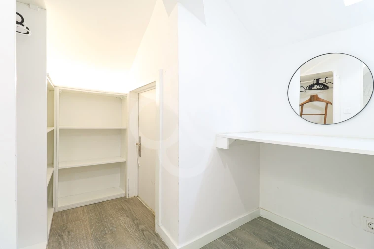 Apartamento T2 para Venda em Santo António Foto 22