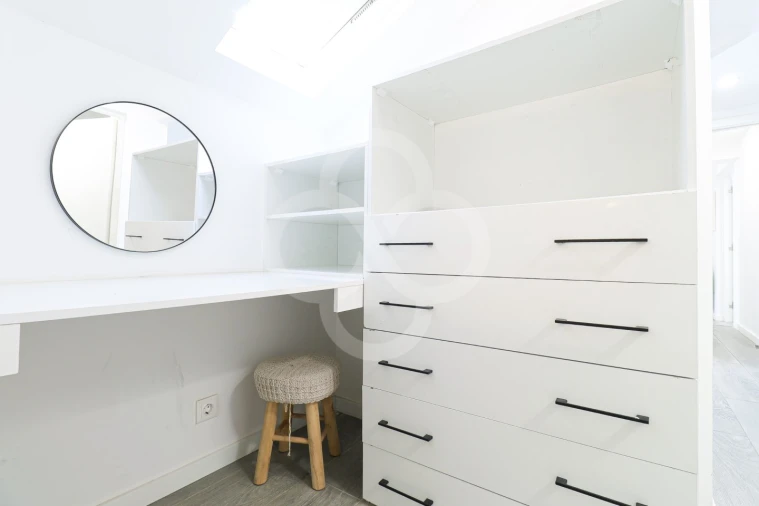 Apartamento T2 para Venda em Santo António Foto 23