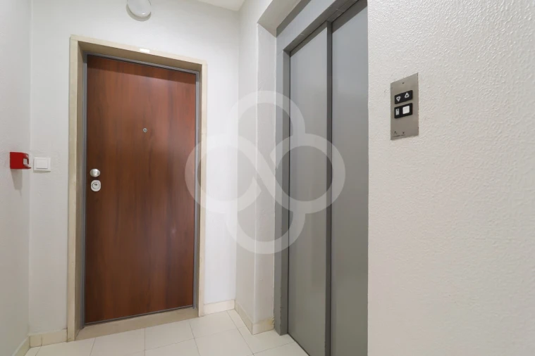 Apartamento T2 para Venda em Santo António Foto 27