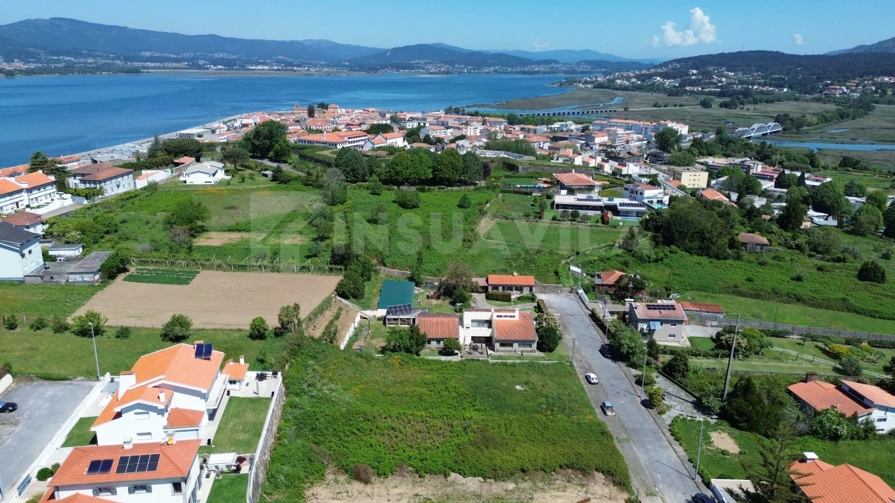 Terreno para Venda em Caminha (Matriz) e Vilarelho Foto 3