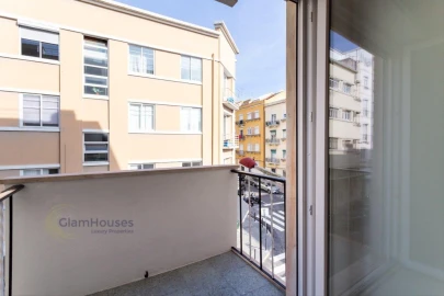 Apartamento T1 para Arrendamento em Areeiro
