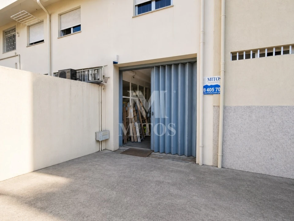 Armazém para Venda em Santa Maria Maior e Monserrate e Meadela Foto 1