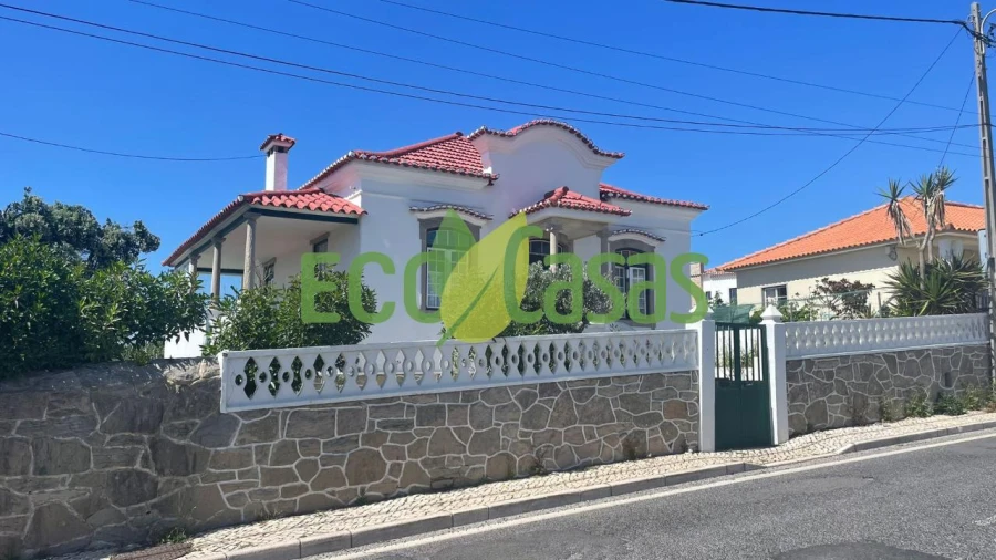 Moradia T4 para Venda em Colares