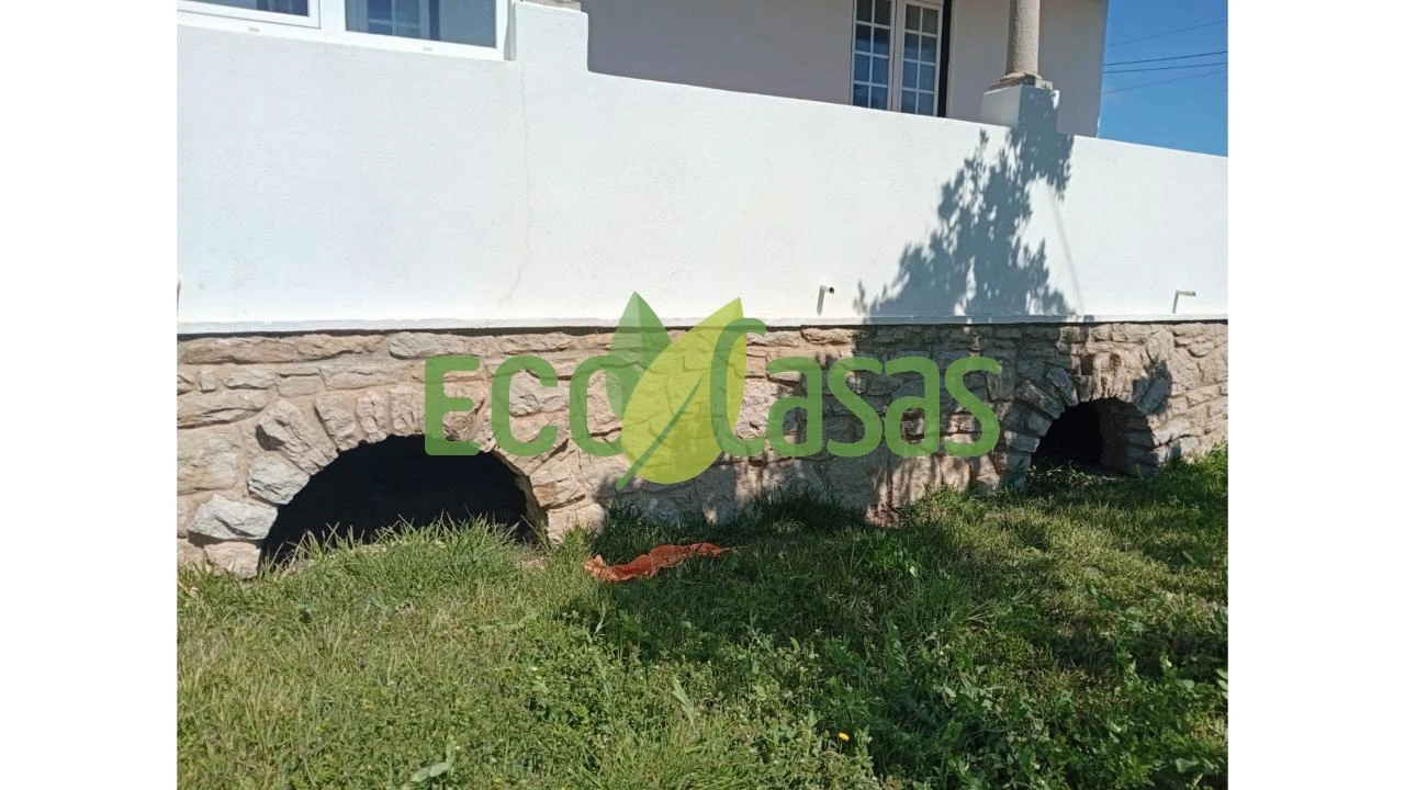 Moradia T4 para Venda em Colares Foto 17
