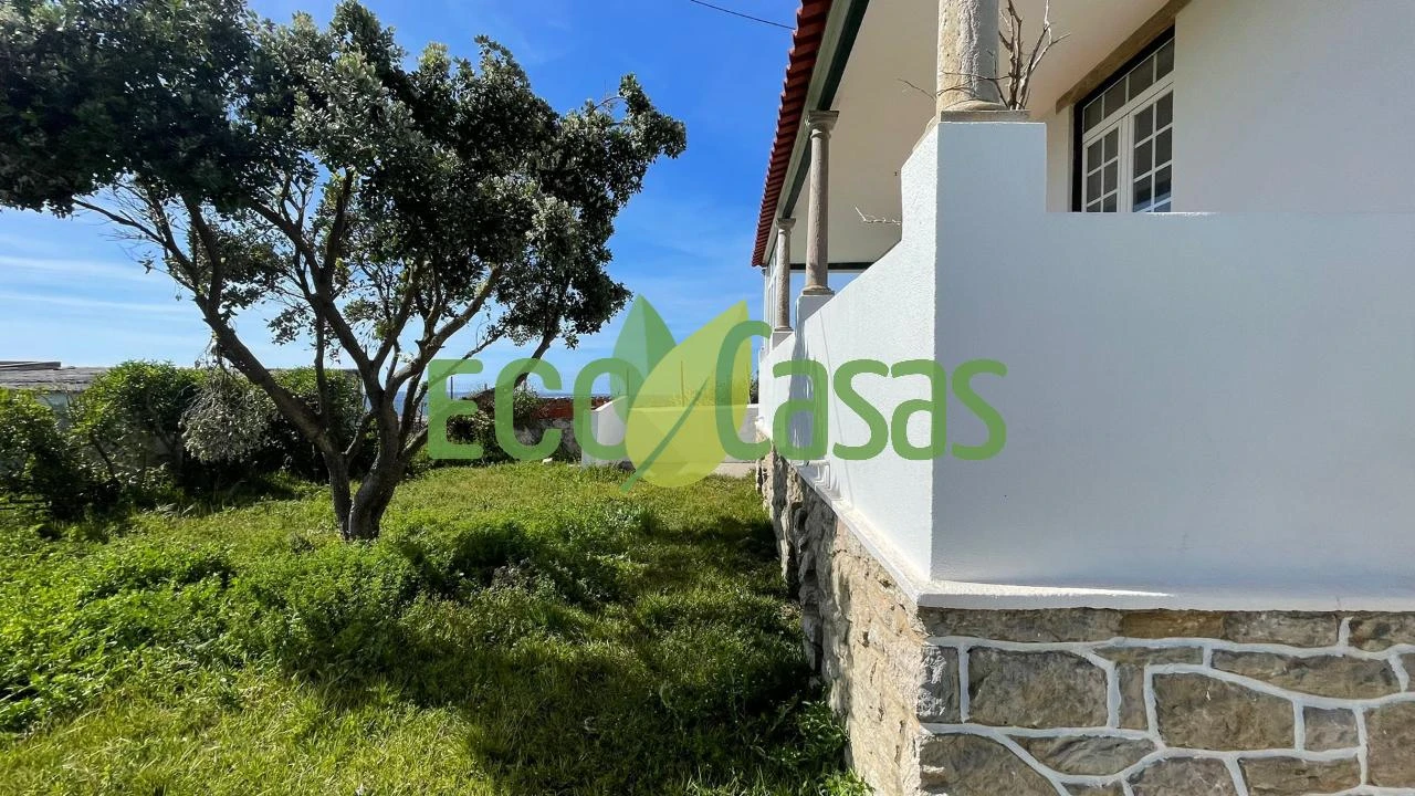 Moradia T4 para Venda em Colares Foto 16