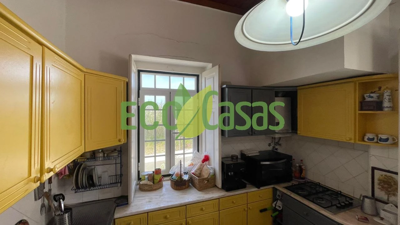 Moradia T4 para Venda em Colares Foto 12